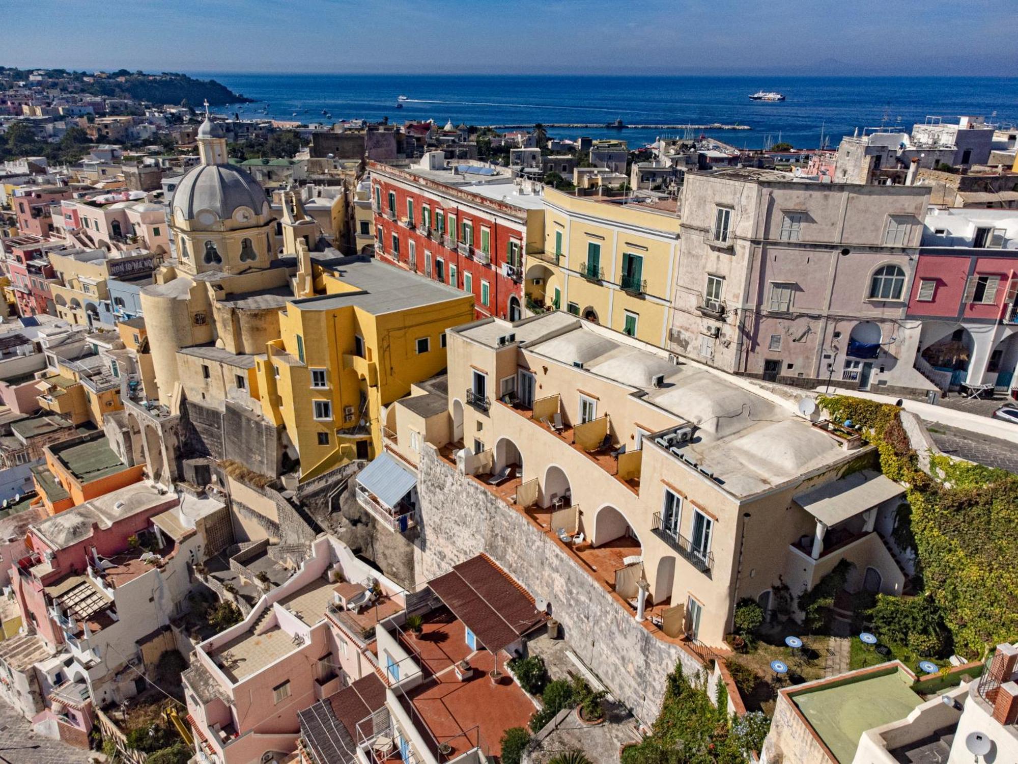 Hotel La Casa Sul Mare Procida Exterior photo
