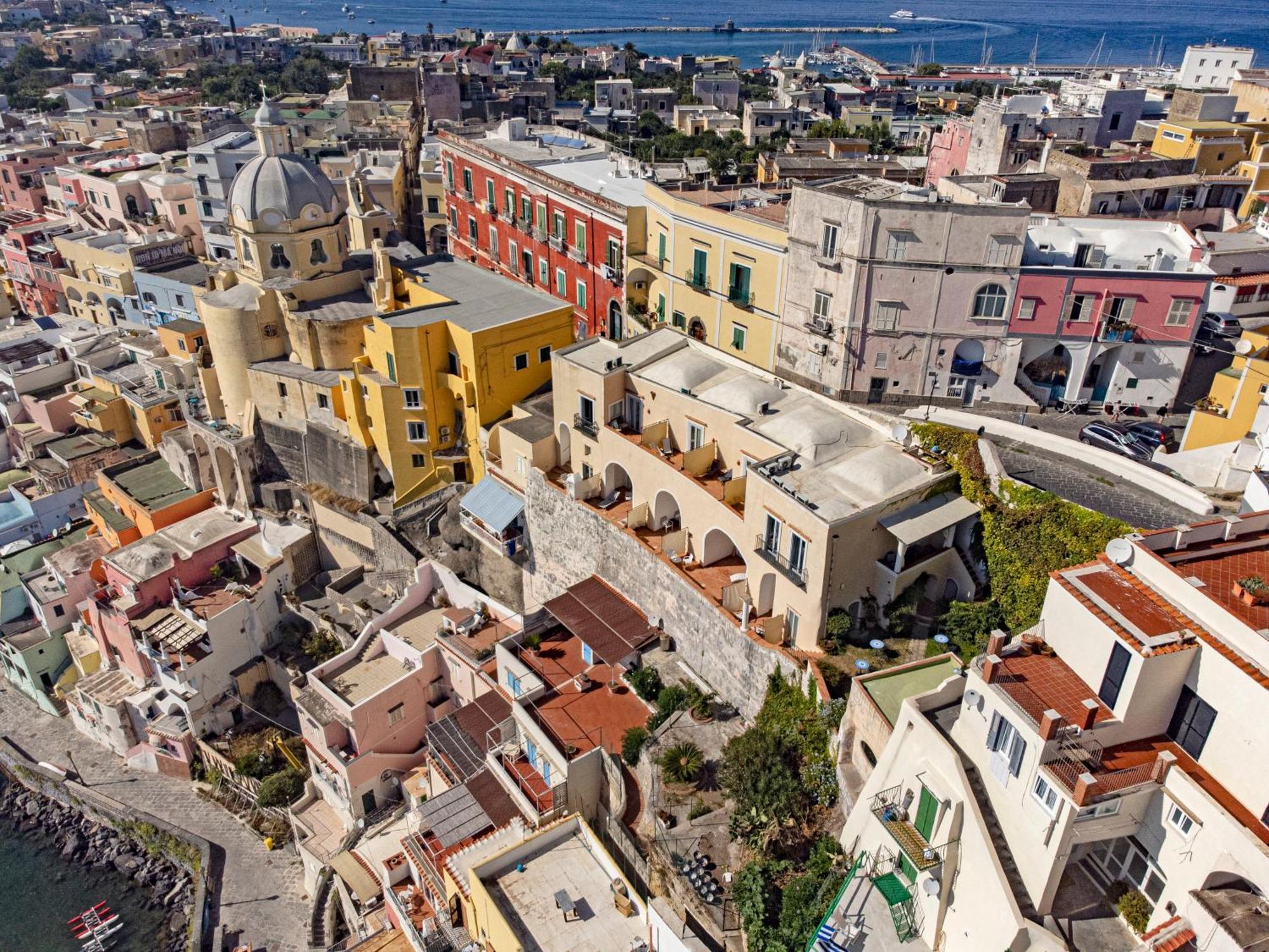 Hotel La Casa Sul Mare Procida Exterior photo