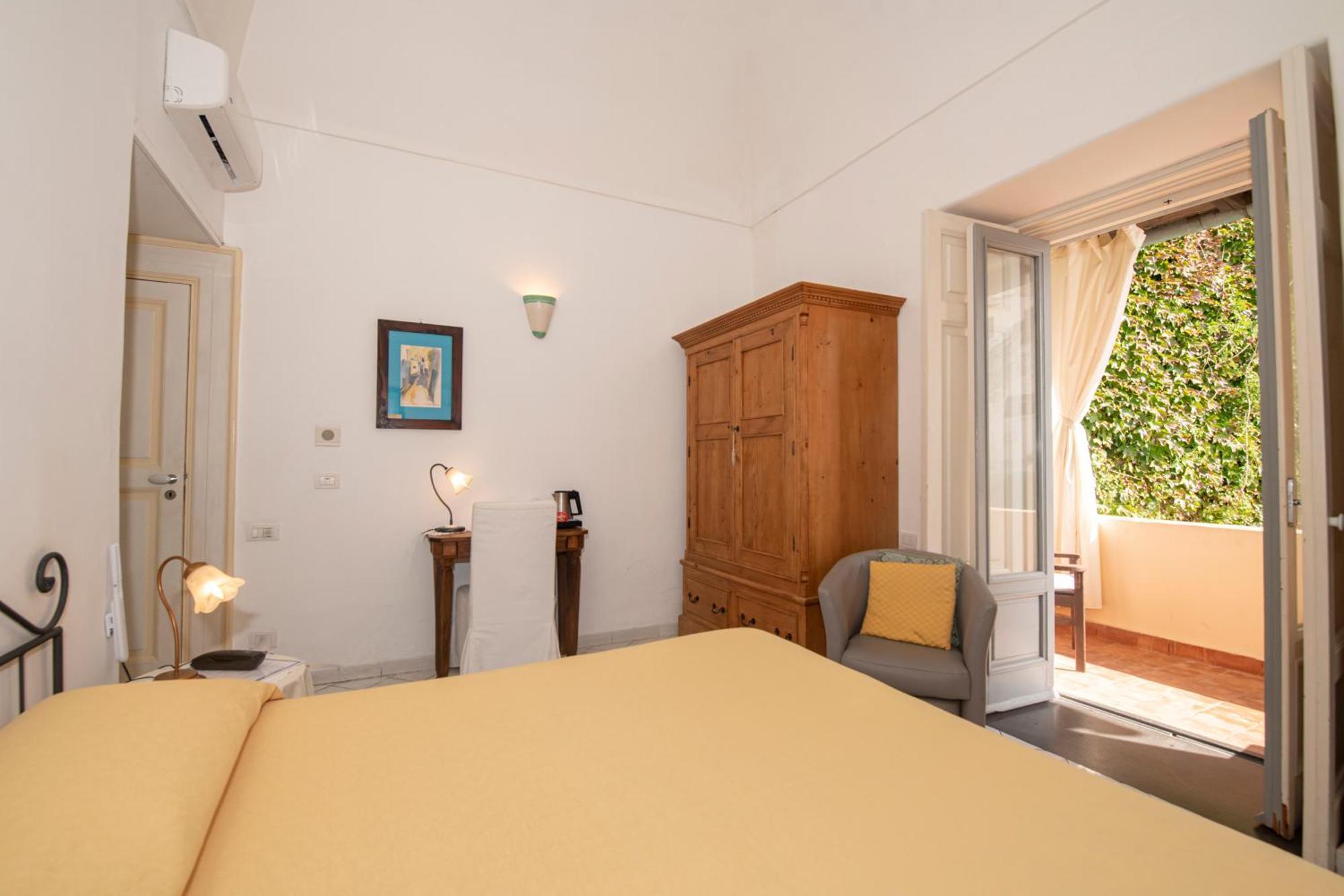 Hotel La Casa Sul Mare Procida Exterior photo